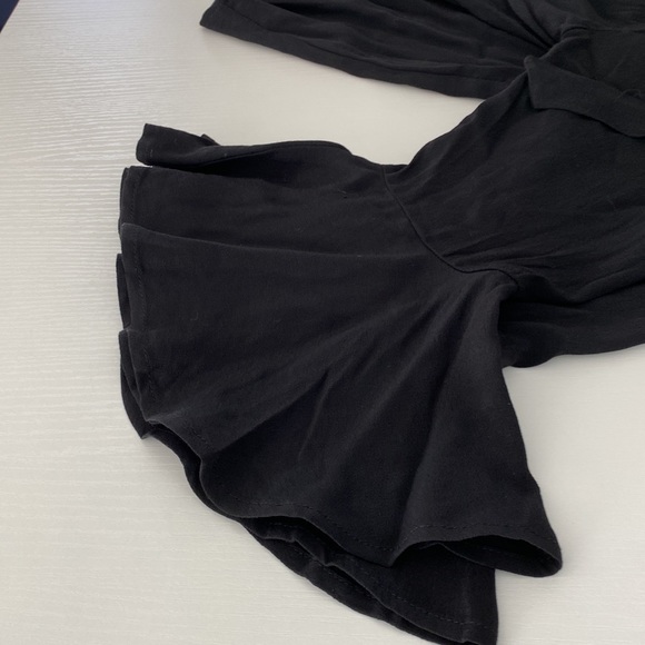 Forever 21 size large black off the shoulder flounce top - Picture 8 of 8